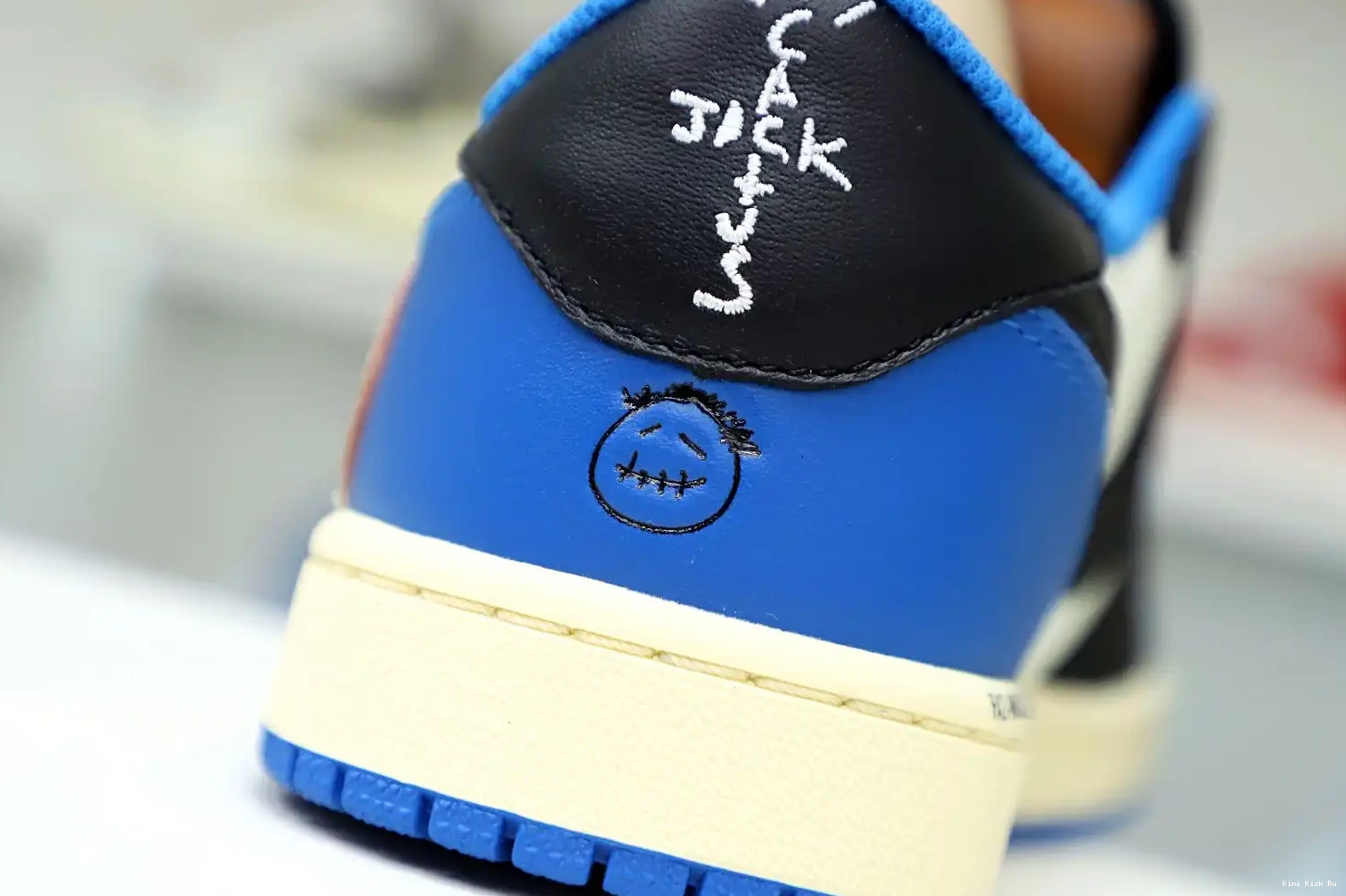 1 TRAVIS FRAGMENT SCOTT X Kimikick DESIGN JORDAN AIR LOW X 0726